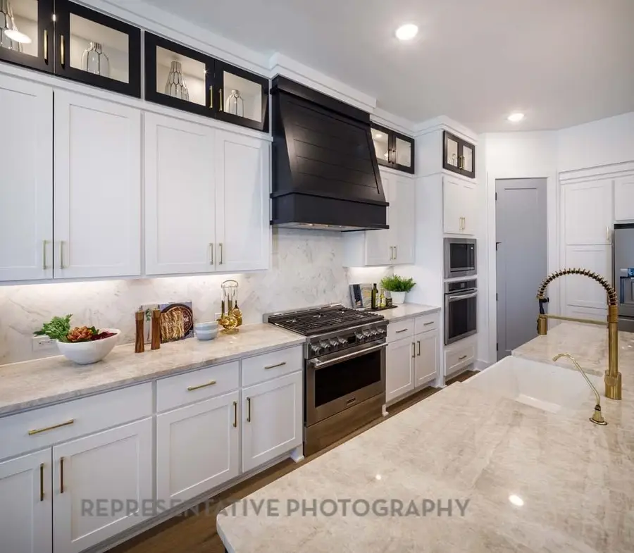 2523 Thistle Court, Fulshear, TX 77494 - Image #2