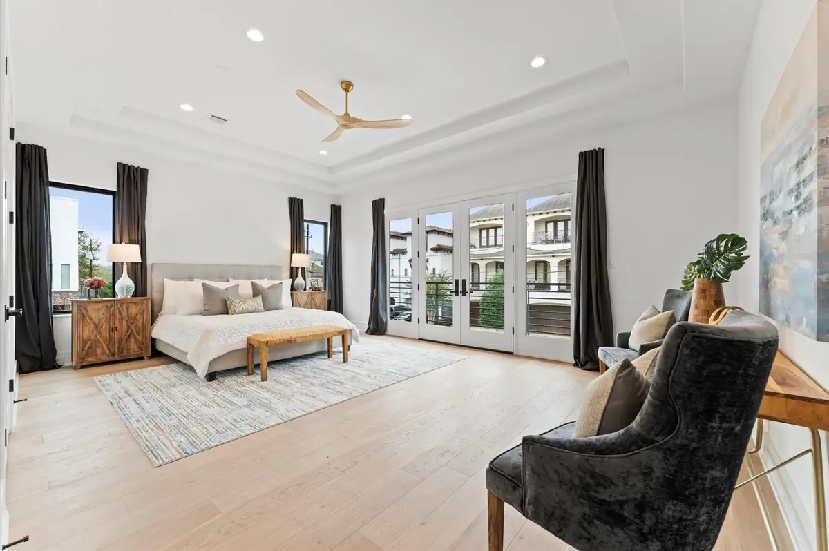 5306 Gibson St, Houston, TX 77007 - #1
