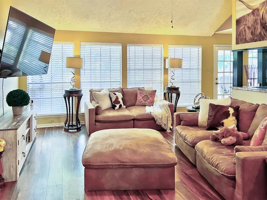 12510 Millvan Drive, Houston, TX 77070 - Image #2