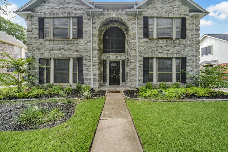 126 Shadow Wood Drive, Sugar Land, TX 77498 - #3