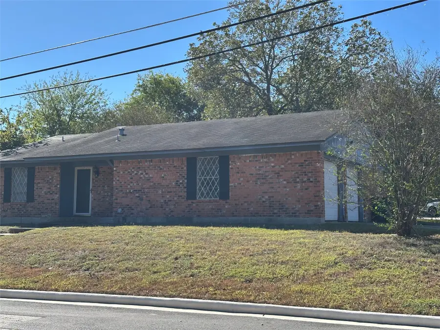 1211 W Jefferson Street, Brenham, TX 77833 - Image #3