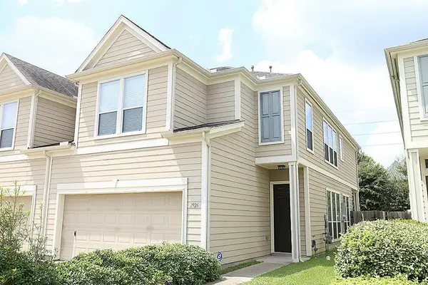 2926 Hebert Trail Drive, Houston, TX 77082