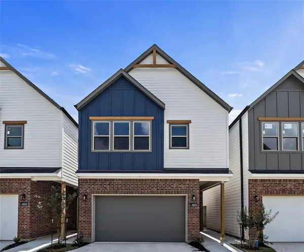 8414 Vogue Lane, Houston, TX 77055