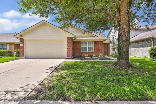 10423 Briar Patch Street, Baytown, TX 77523