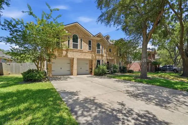318 Indian Summer Drive, Sugar Land, TX 77479