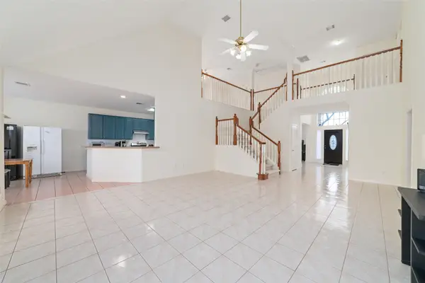 13616 Cabrera Court, Houston, TX 77083