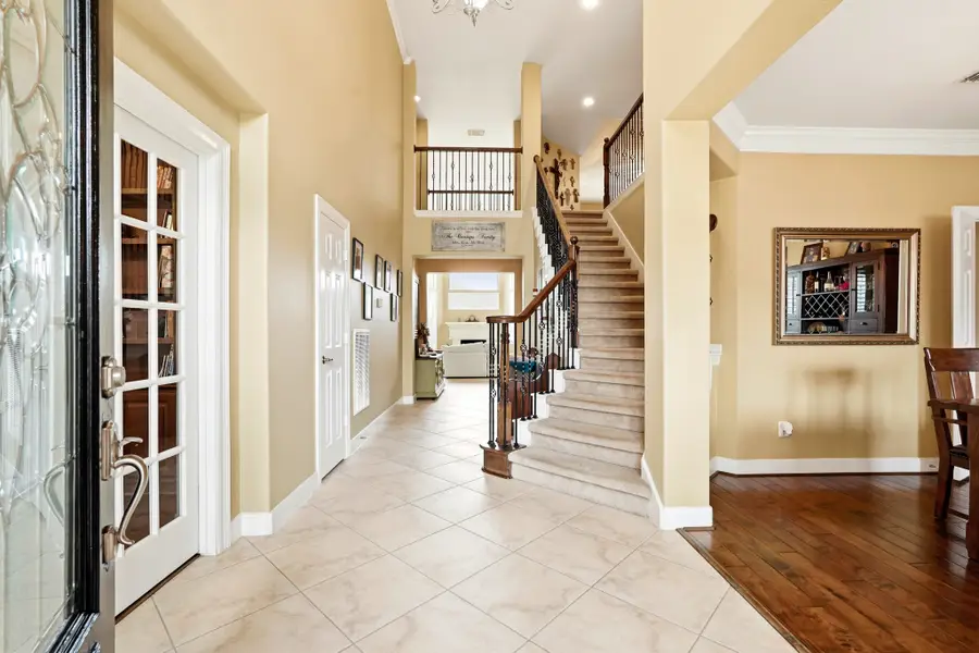 8111 Highland Green Drive Drive, Sugar Land, TX 77479 - #2