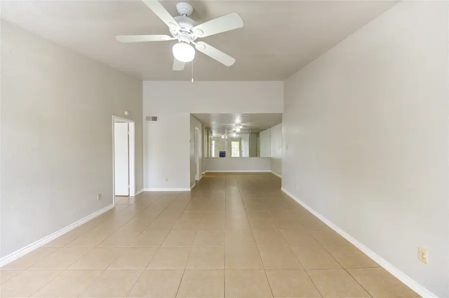 6500 Sands Point Drive #814, Houston, TX 77074 - Image #3