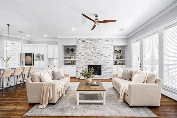 415 W 16th Street #D, Houston, TX 77008