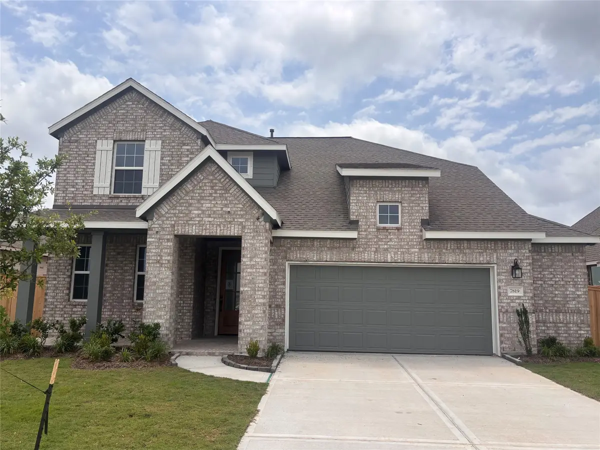 7819 Jade Crest Drive, Angleton, TX 77515 - #1