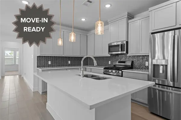 10115 Crescendo Way, Iowa Colony, TX 77583