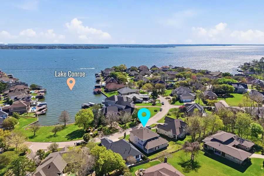 310 Edgewood Drive, Montgomery, TX 77356 - #2