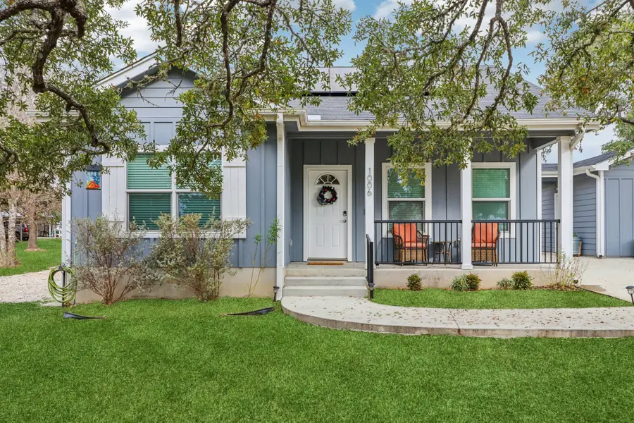 1006 12th Street, Blanco, TX 78606 - Image #2