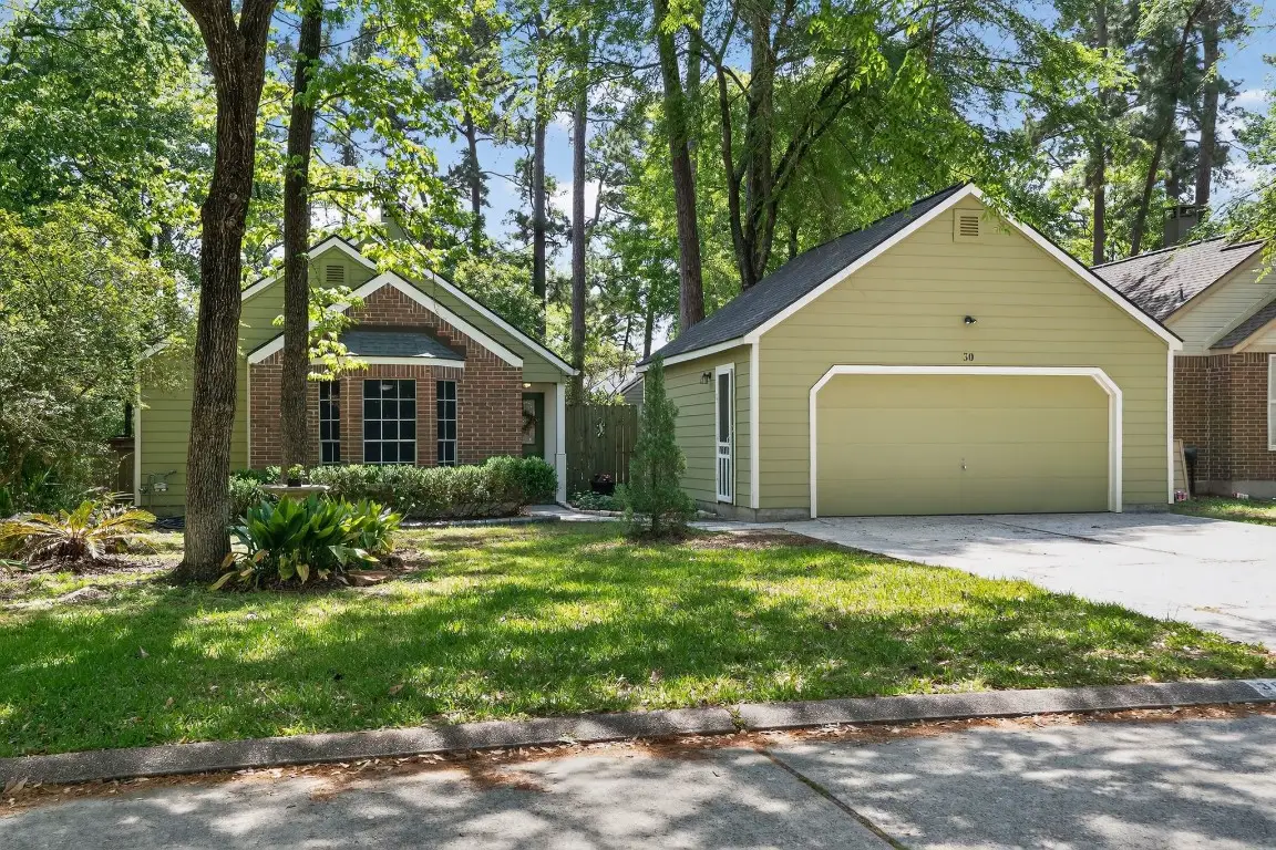 30 Camberwell Court, The Woodlands, TX 77380 - #1