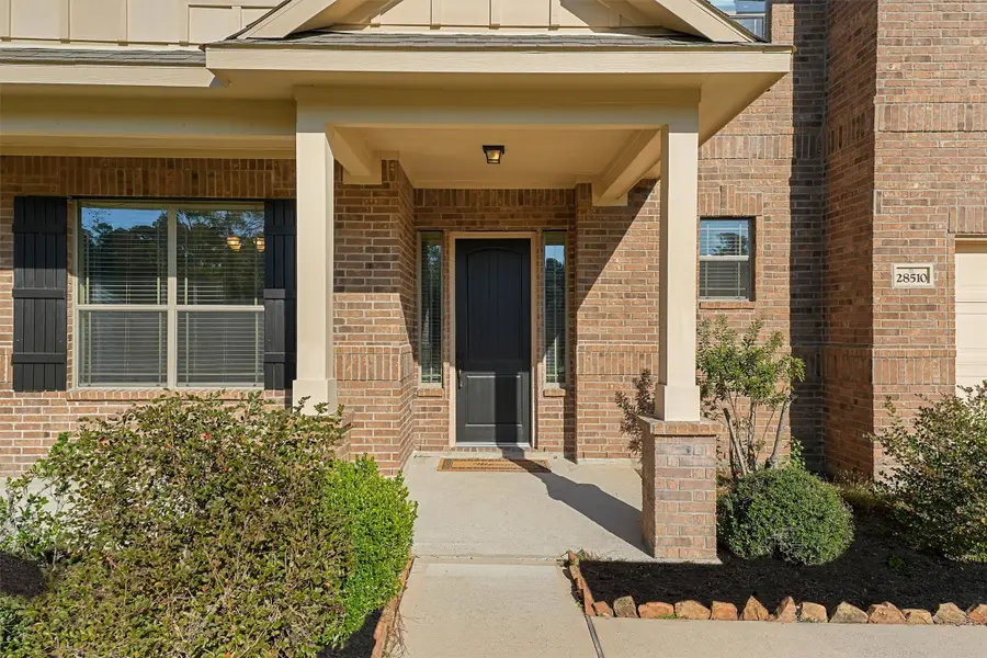 28510 Lazy Rock Drive, Huffman, TX 77336 - Image #2