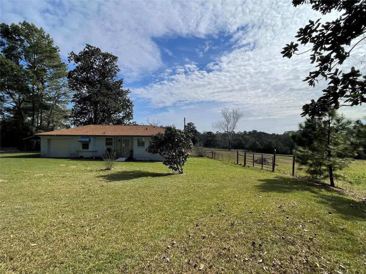 490 Cemetery Road, Coldspring, TX 77331 - Image #1