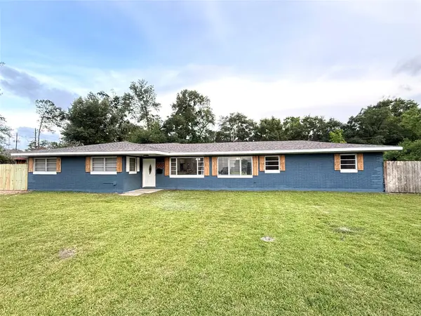 7035 Hurley Drive, Beaumont, TX 77708
