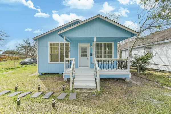2619 Bellview Street, La Marque, TX 77568