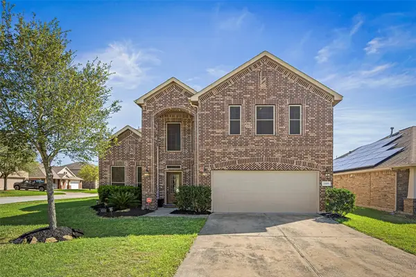 2403 Tall Sequoia Drive, Fresno, TX 77545