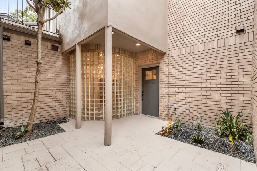 9374 Briar Forest Drive, Houston, TX 77063 - #2