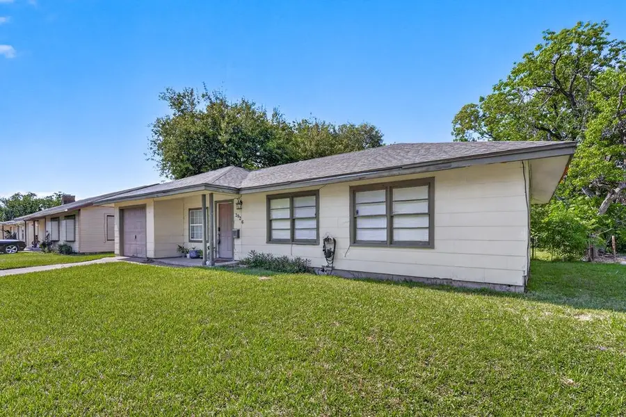 2926 Vance Avenue, Texas City, TX 77590 - #2