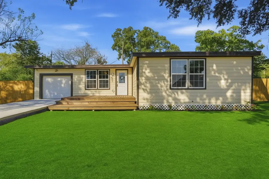 2614 28th Ave North, Texas City, TX 77590 - Image #2