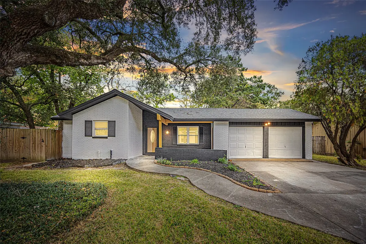 10259 Old Orchard Road, La Porte, TX 77571 - Image #1