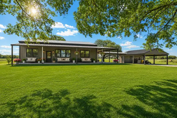 5403 Kunz Road, Needville, TX 77461