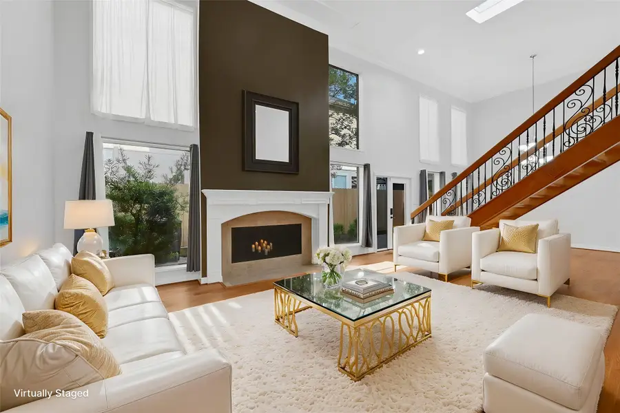 2430 Nantucket Drive #B, Houston, TX 77057 - Image #2