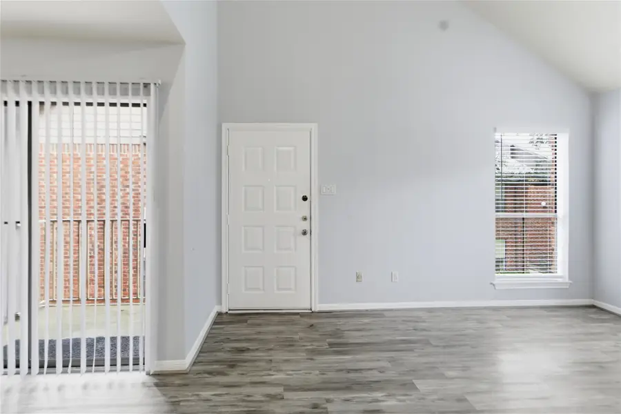 3100 Walnut Bend Lane #124, Houston, TX 77042 - #2