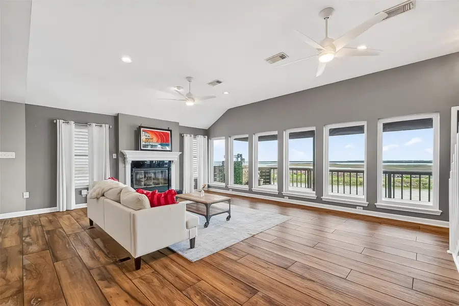 925 Bonita Street, Bayou Vista, TX 77563 - #2