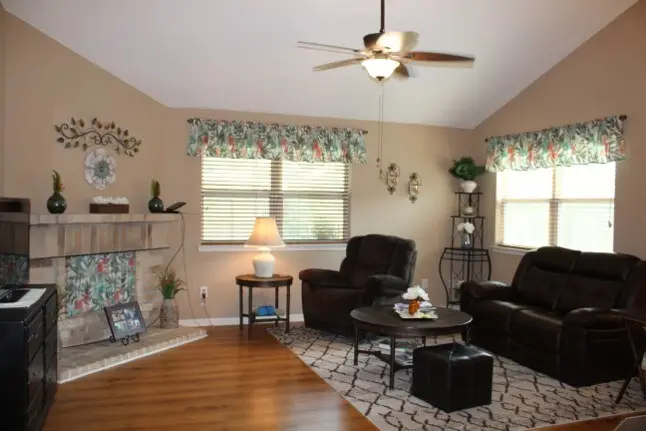 21027 Western Valley Drive, Katy, TX 77449 - Image #3