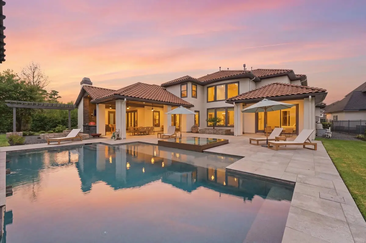 63 W Loftwood Circle, The Woodlands, TX 77382 - #1