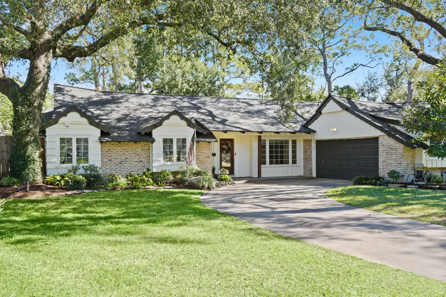 1630 Imperial Crown Drive, Houston, TX 77043 - Image #2