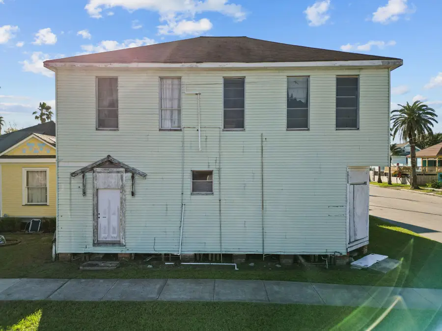 2927 Avenue Q, Galveston, TX 77550 - #3