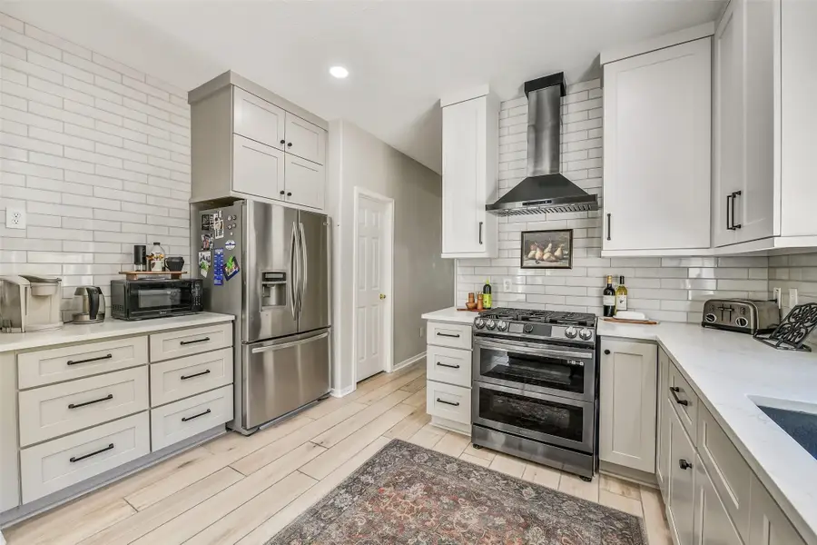 2864 Everett Drive, Friendswood, TX 77546 - #3