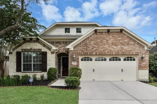 9606 W Amber Bluff Lane, Katy, TX 77494