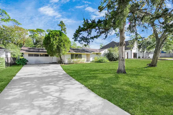 850 Pecanwood Lane, Houston, TX 77024