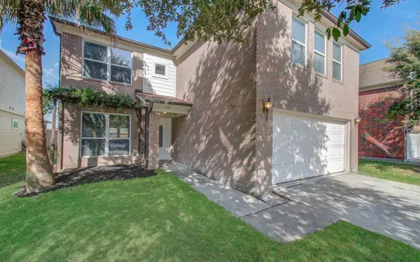 11719 Cabot Hill Street, Houston, TX 77044