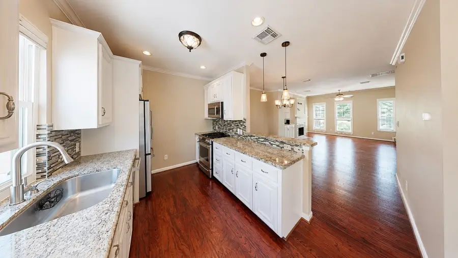 2128 Gillette Street, Houston, TX 77006 - #3