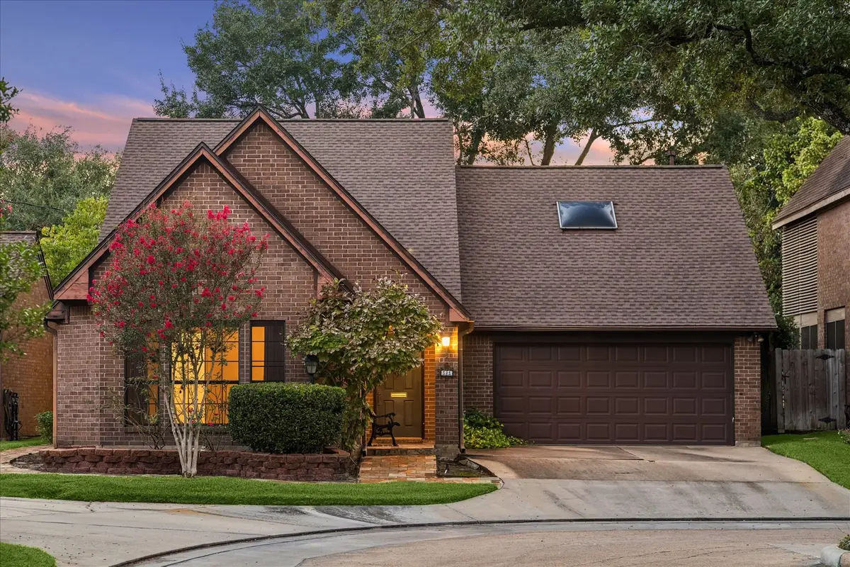 11 Pembrook Court, Bellaire, TX 77401 - #1
