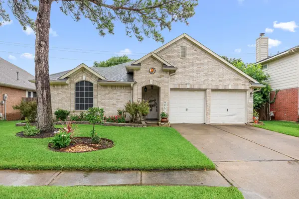 6527 Harcourt Bridge Drive, Houston, TX 77084