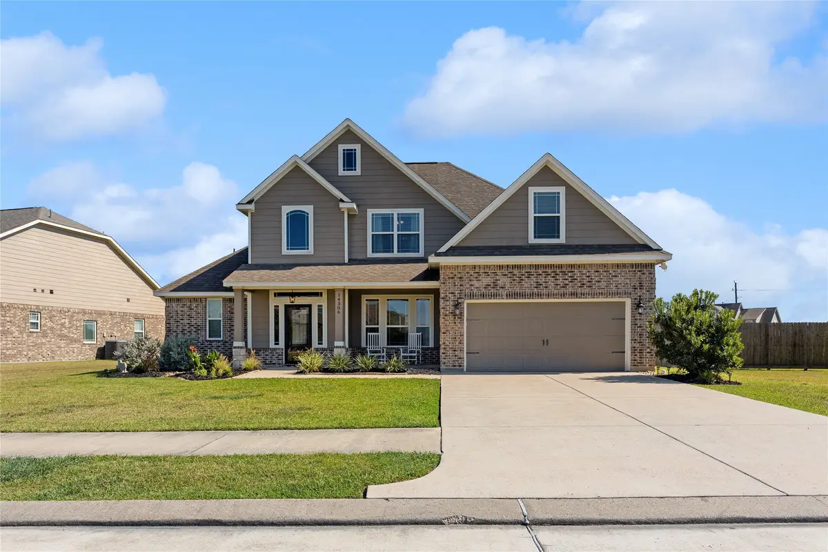 14306 Meadowlands Drive, Monterey Belvieu, TX 77523 - #1