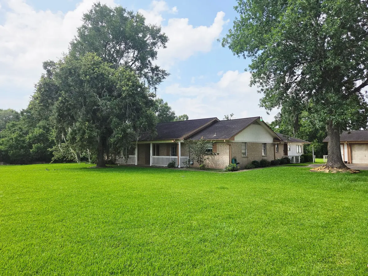 503 Greenbriar Avenue, Friendswood, TX 77546 - #1
