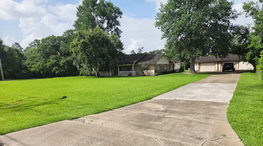 503 Greenbriar Avenue, Friendswood, TX 77546 - #2
