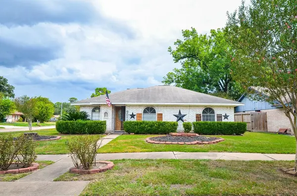 9014 Langfield Road, Houston, TX 77040