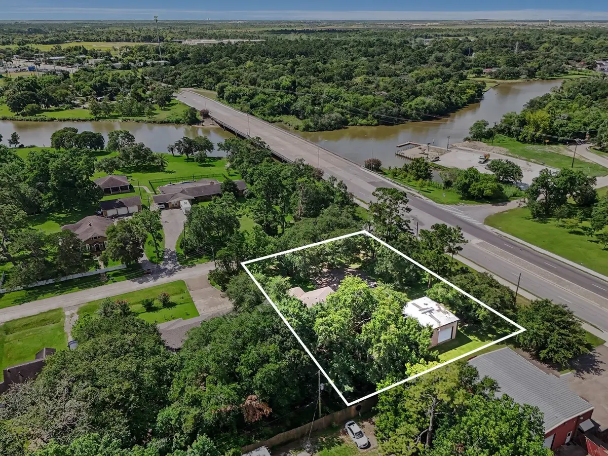 2917 48th Street, Dickinson, TX 77539 - #1