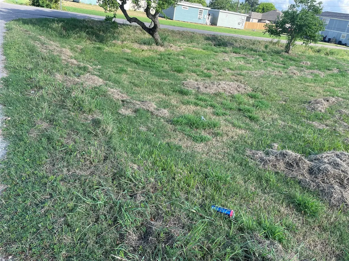 803 W 6th Street, Freeport, TX 77541 - Image #1