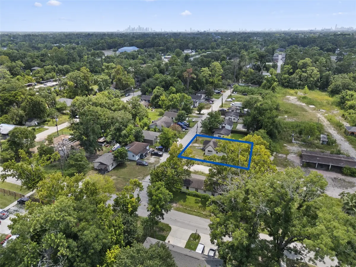 7337 Parkes Street, Houston, TX 77088 - Image #1