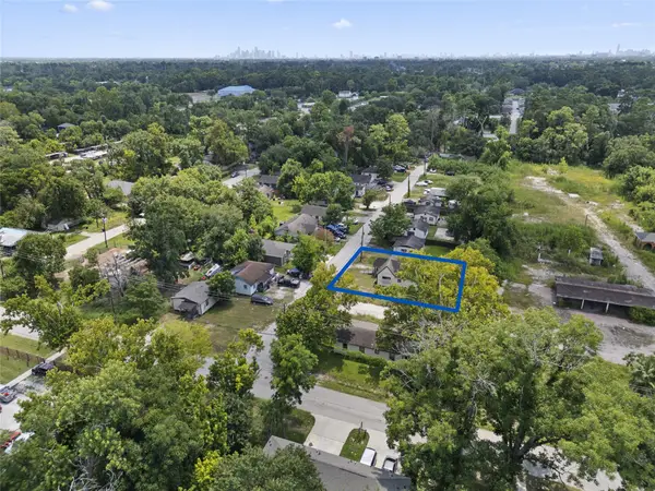 7337 Parkes Street, Houston, TX 77088